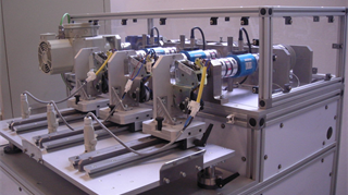 TAC320/WM è un sistema progettato per l'automatizzazione di laboratori per l’esecuzione di prove di vita e di affidabilità di motori elettrici. 